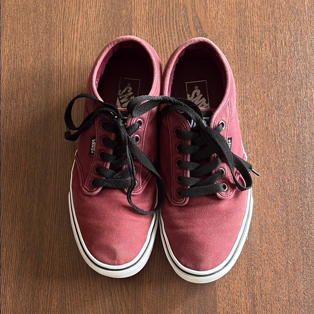 VANS - Men’s Burgundy Canvas Low-top Trainers size 9